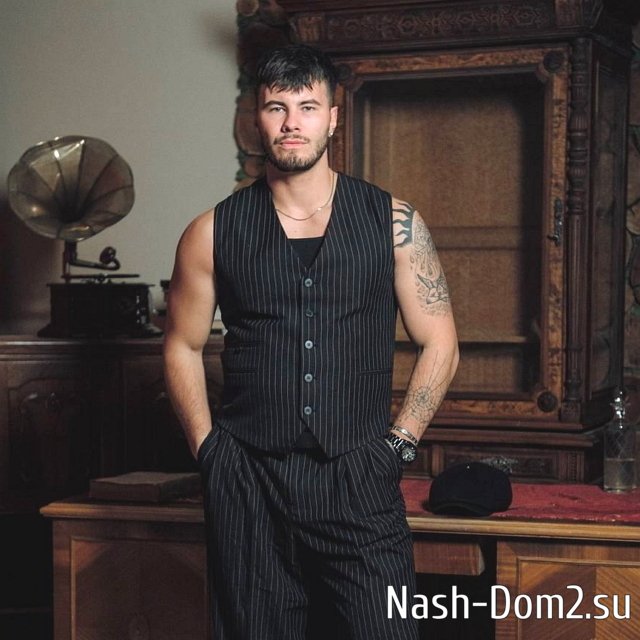 Сергей Хорошев продолжает дразнить проектных «гиен» Сергей Хорошев продолжает дразнить проектных «гиен»