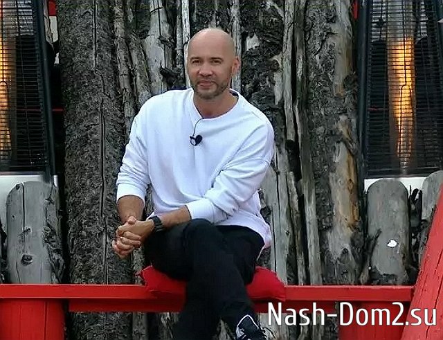 Андрей Черкасов поощряет бабника Никиту Гуранда Андрей Черкасов поощряет бабника Никиту Гуранда