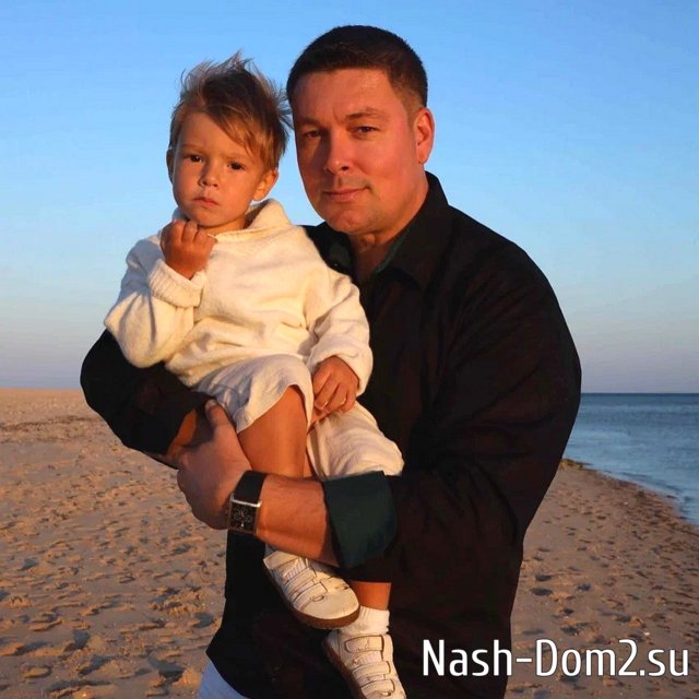 Андрей Чуев объяснил, почему забрал у экс-супруги машину Андрей Чуев объяснил, почему забрал у экс-супруги машину