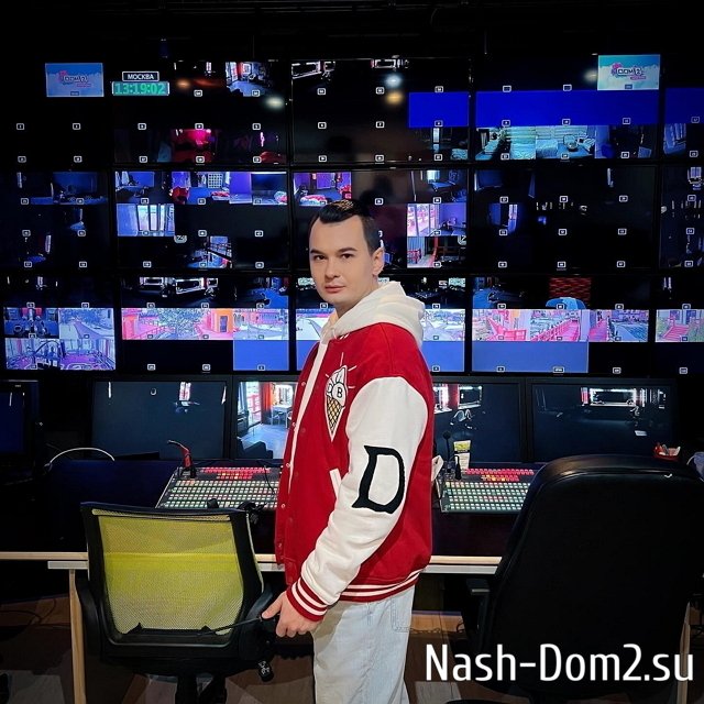 Виктория Салибекова задумала поэкспериментировать над мужем Виктория Салибекова задумала поэкспериментировать над мужем