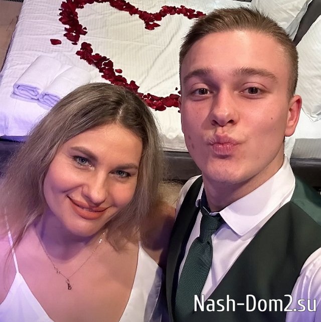 Тёща Салибекова светится от счастья после «ночи любви» с Гавришовым Тёща Салибекова светится от счастья после «ночи любви» с Гавришовым