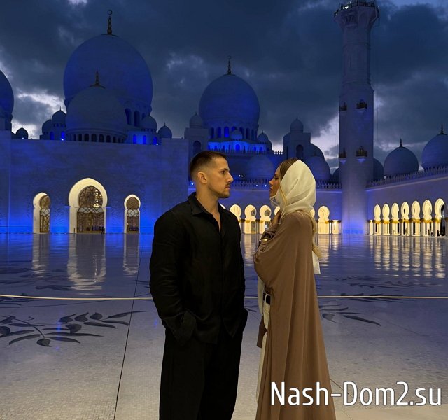 Анна Стрелкова хвастается международными успехами мужа Анна Стрелкова хвастается международными успехами мужа