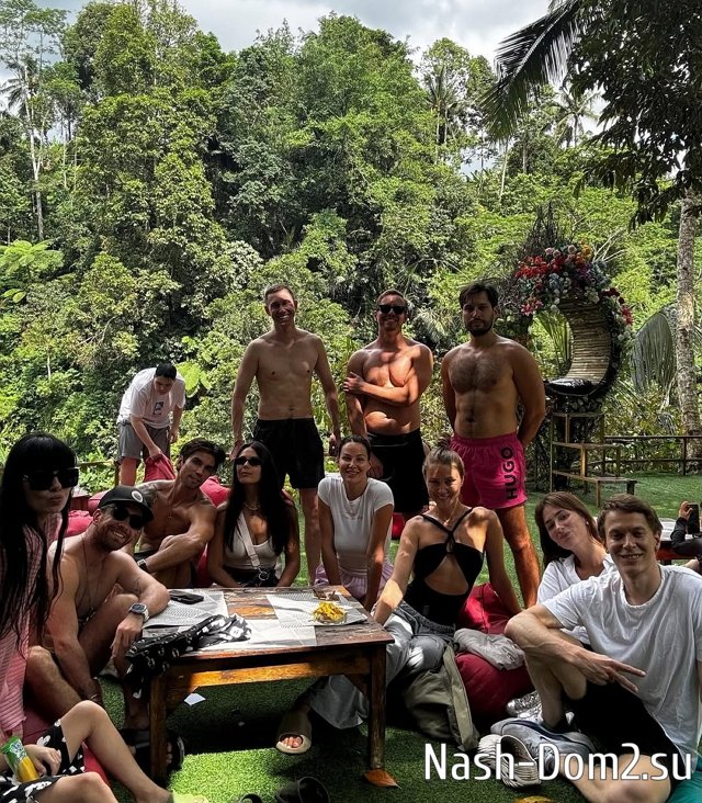 Нелли Ермолаева: Почему так сложно сделать комплимент? Нелли Ермолаева: Почему так сложно сделать комплимент?