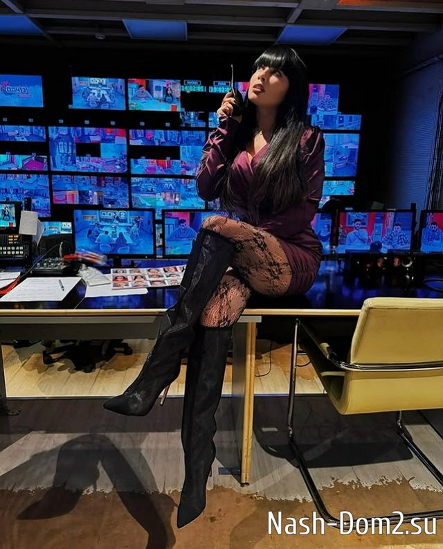 Нелли Ермолаева: Минутная готовность Нелли Ермолаева: Минутная готовность