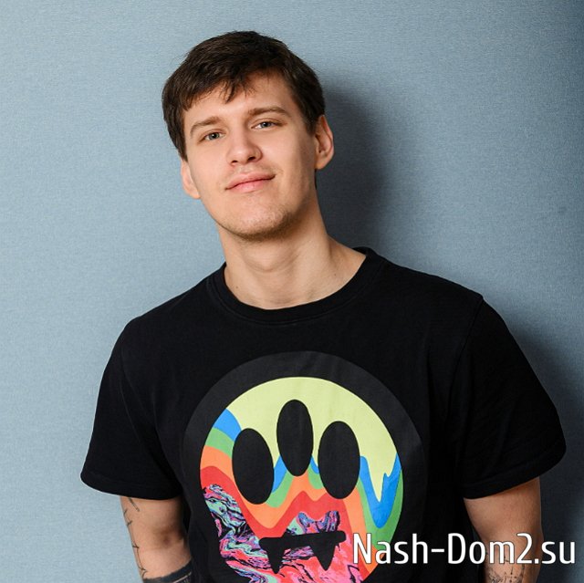 Степану Карпову дали задание - развлечь Веронику Гракович Степану Карпову дали задание - развлечь Веронику Гракович