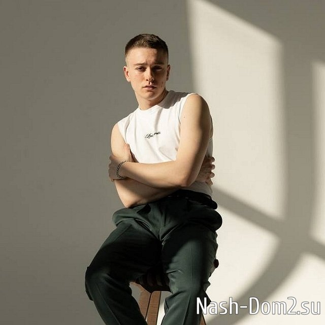 Артём Гавришов написал заявление в полицию на Альберта Гракович Артём Гавришов написал заявление в полицию на Альберта Гракович