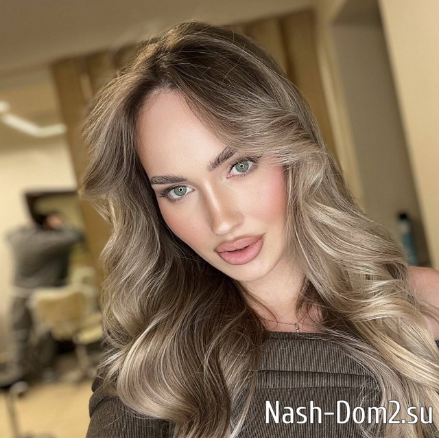 Карина Тетуева показала свою израненную ногу? Карина Тетуева показала свою израненную ногу?
