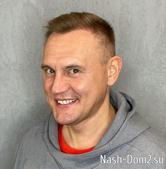 Степан Меньщиков зачастил на телестройку Степан Меньщиков зачастил на телестройку