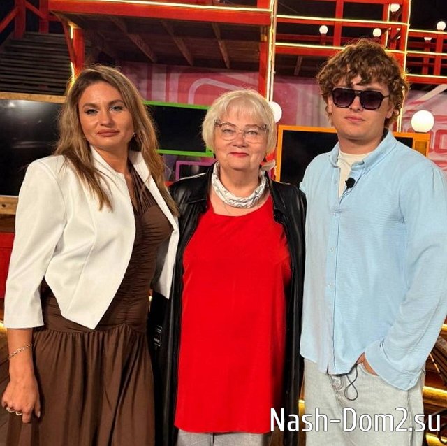 Элина Рахимова нашла болевую точку Надежды Ермаковой Элина Рахимова нашла болевую точку Надежды Ермаковой