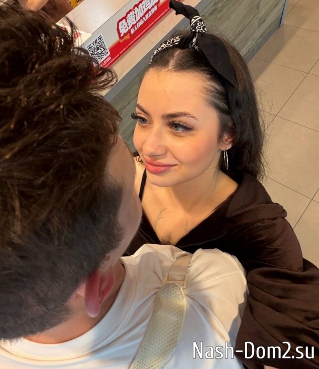 Карина Клочкова: Это наша жизнь Карина Клочкова: Это наша жизнь